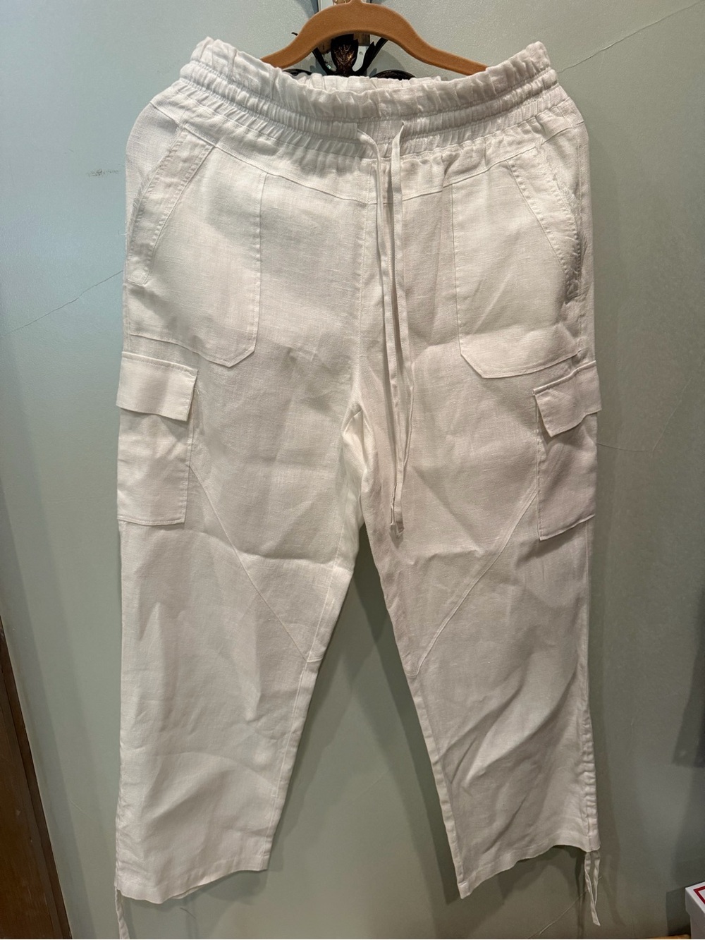 Classic White Linen Jacket and Cargo Pants for Women - Picture 6 of 8
